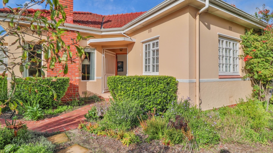 3 Bedroom Property for Sale in Pinelands Western Cape